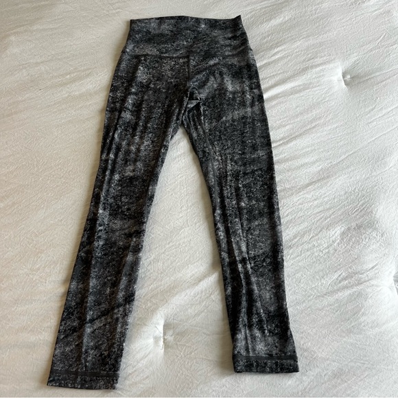 Lululemon Align Leggings - Picture 2 of 5